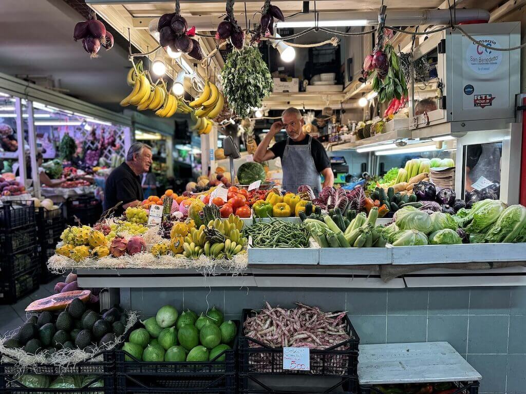 The Cantoniera Market